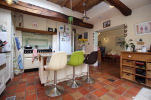 Kitchen- click for photo gallery